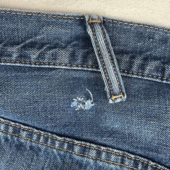Levi's 569 Jean Shorts Jorts Blue Size 44 Medium Wash Denim High Rise Pockets - Picture 10 of 13